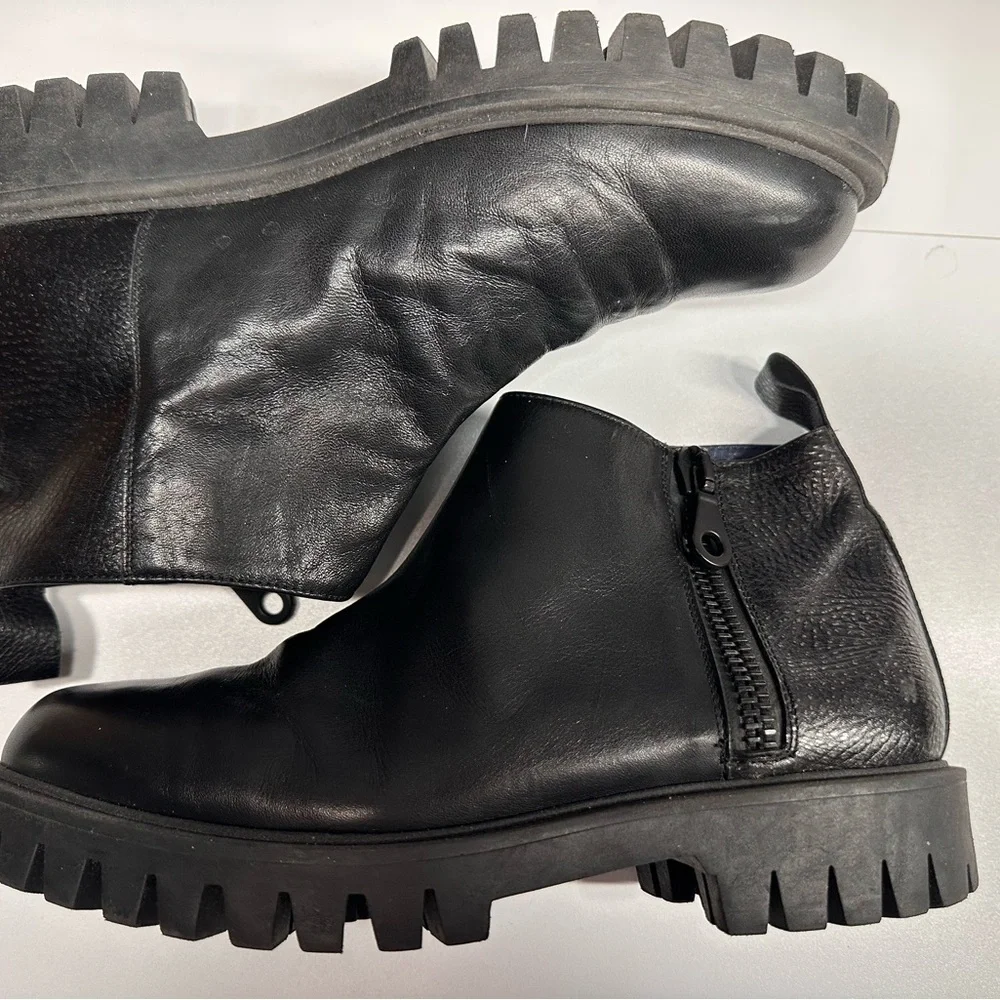 POLLINI Women’s Black Soft Italian Leather Lug Sole Ankle Boots Sz 8.5